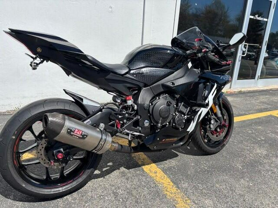 2018 Yamaha YZF-R1