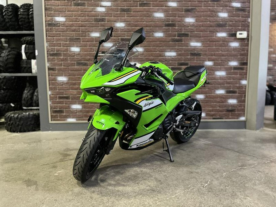 2025 Kawasaki Ninja® 500