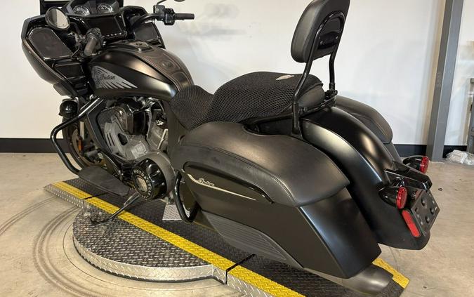 2021 Indian Motorcycle® Challenger® Dark Horse Thunder Black Smoke