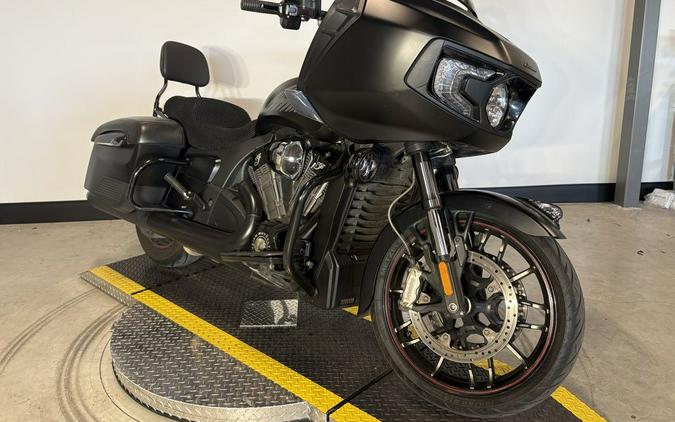 2021 Indian Motorcycle® Challenger® Dark Horse Thunder Black Smoke