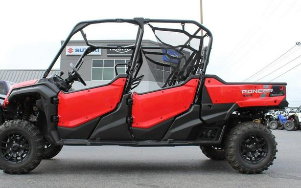 2023 Honda Pioneer 1000-6 Crew Deluxe