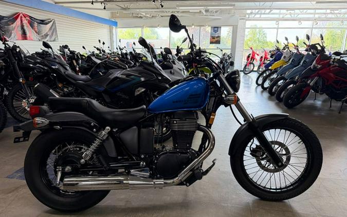2019 Suzuki Boulevard S40