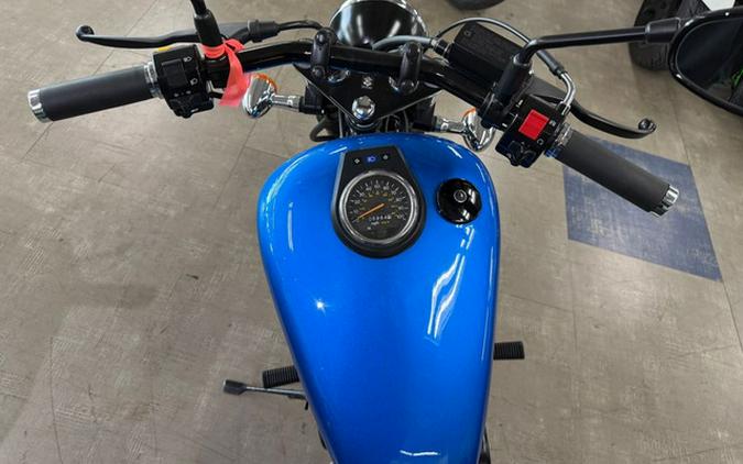 2019 Suzuki Boulevard S40