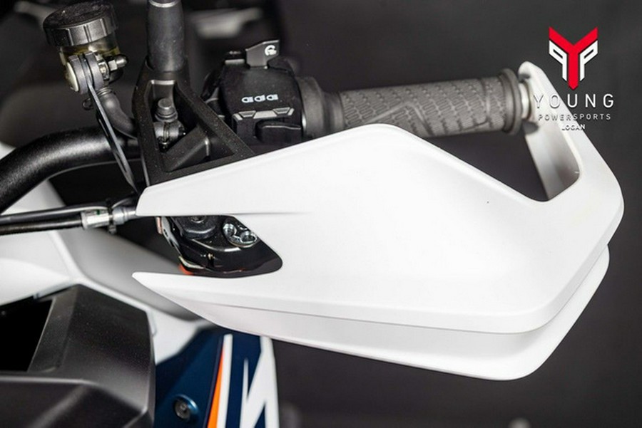2026 KTM 1390 Super Adventure R