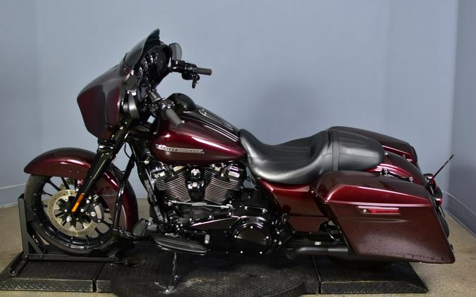 2018 Harley-Davidson Street Glide Special