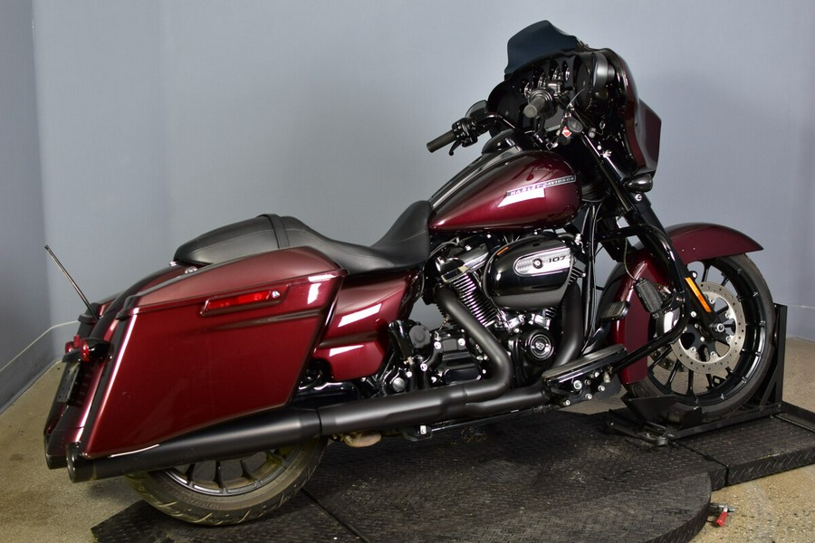 2018 Harley-Davidson Street Glide Special