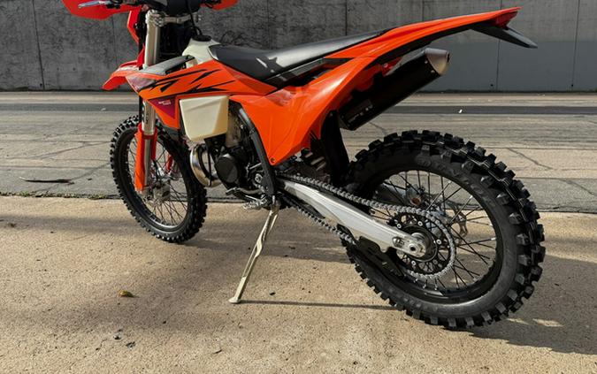 2026 KTM XC 300 W