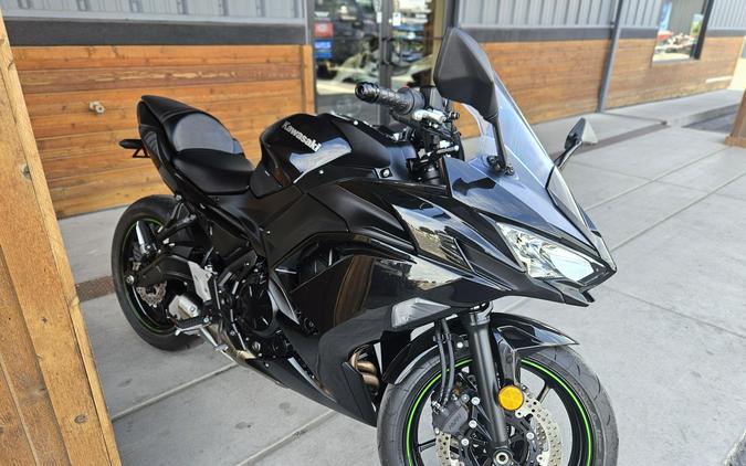 2025 Kawasaki Ninja® 650 Base
