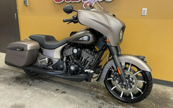 2019 Indian Motorcycle® Chieftain Dark Horse® Bronze Smoke