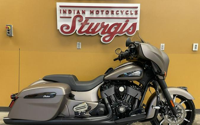 2019 Indian Motorcycle® Chieftain Dark Horse® Bronze Smoke