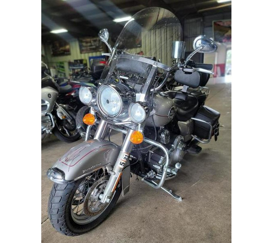 2009 Harley-Davidson® FLHRC - Road King® Classic