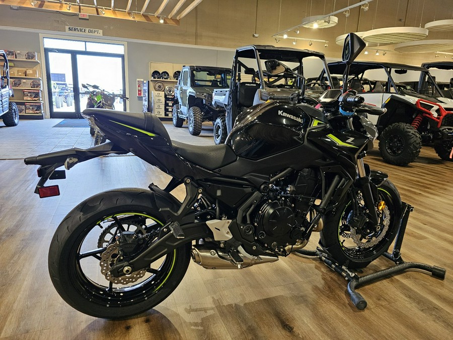 2024 Kawasaki Z650 Base