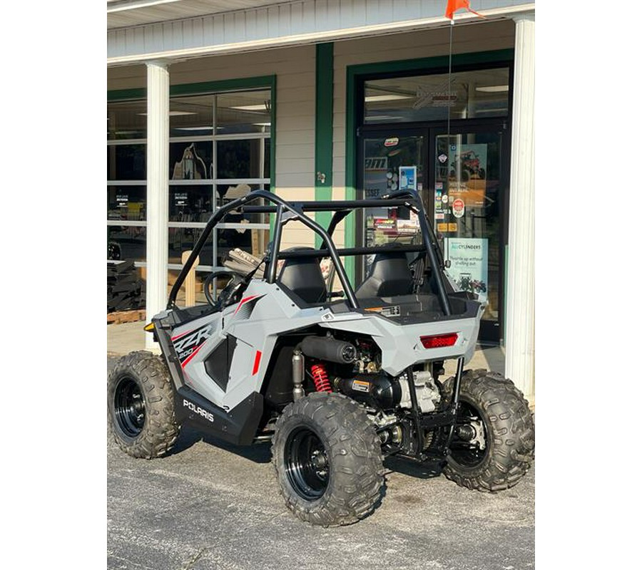 2024 Polaris RZR 200 EFI