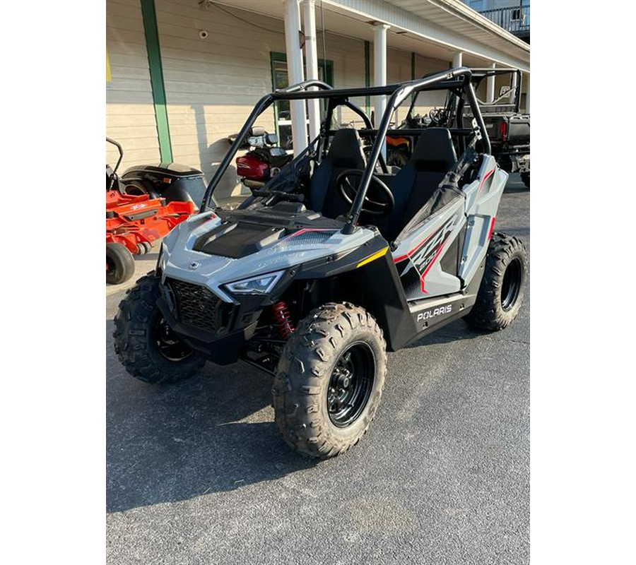 2024 Polaris RZR 200 EFI