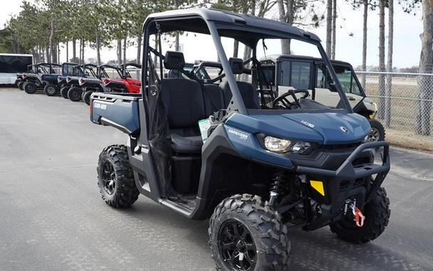 2025 Can-Am® Defender XT HD10