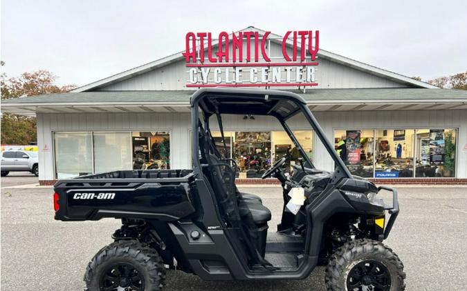 2024 Can-Am® Defender XT HD10