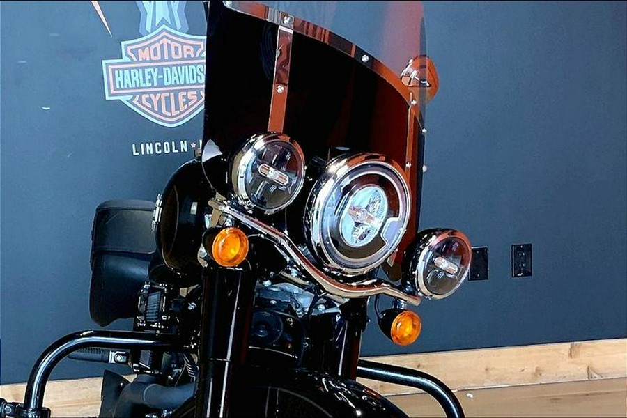 2018 Harley-Davidson® FLHC - Softail® Heritage Classic