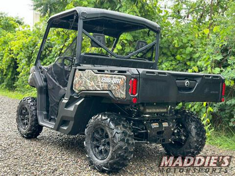 2024 Can-Am Defender XT HD7