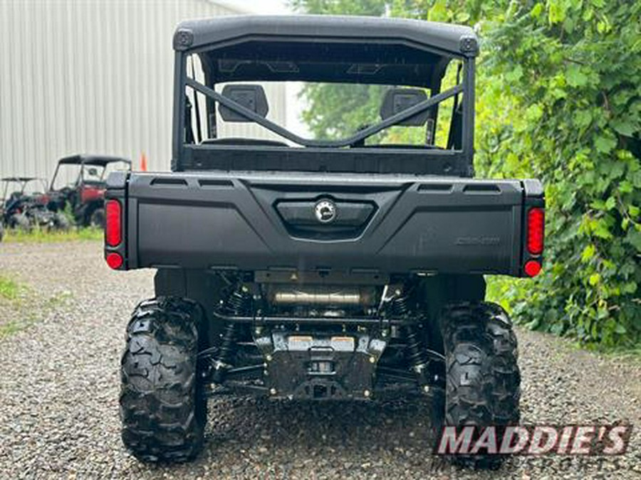 2024 Can-Am Defender XT HD7