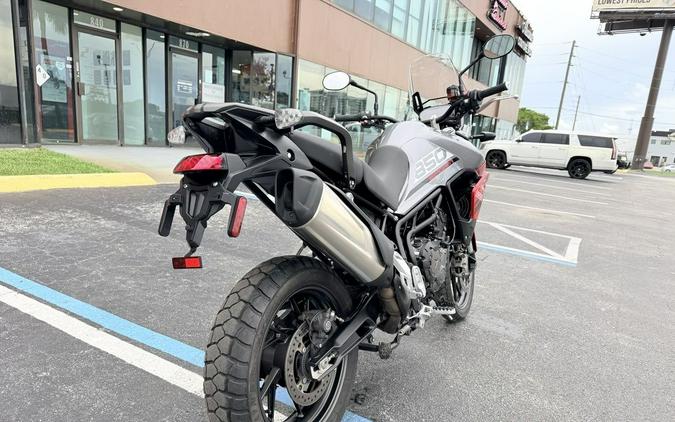 2022 Triumph Tiger 850 Sport Graphite Diablo Red