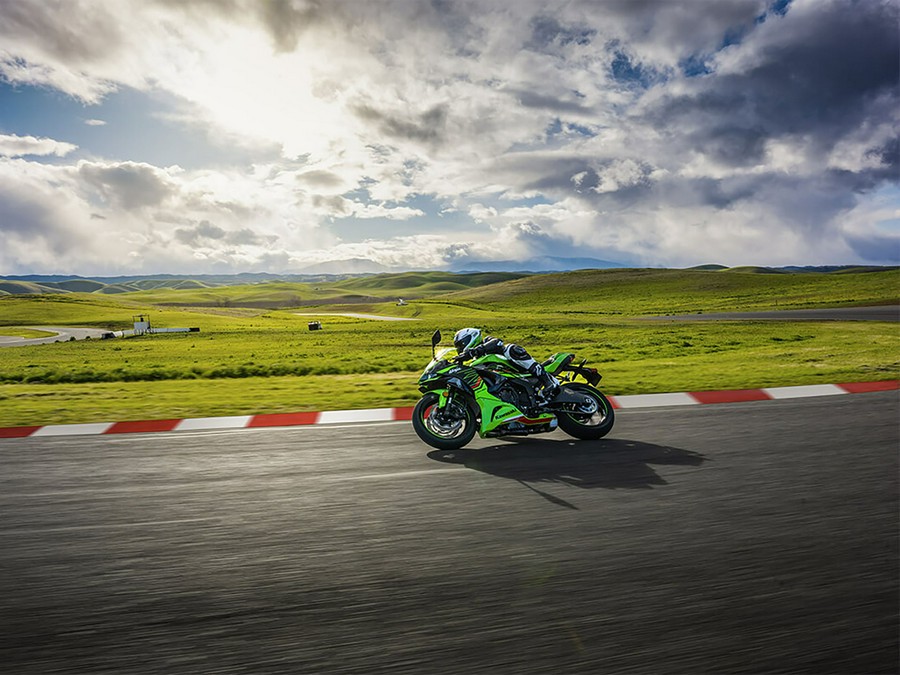 2024 Kawasaki Ninja® ZX™-6R KRT Edition