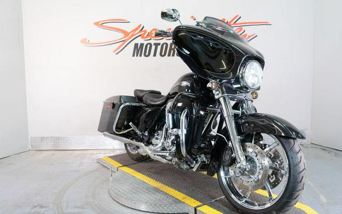 2012 Harley-Davidson CVO™ Street Glide®