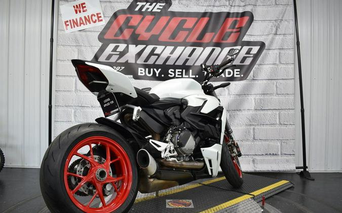 2023 Ducati Streetfighter V2