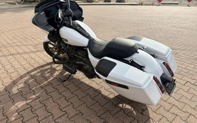 FLTRX 2024 Road Glide®