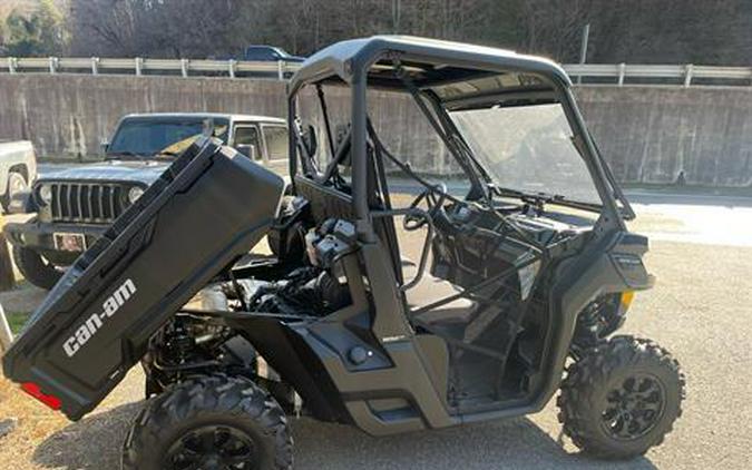 2023 Can-Am Defender DPS HD10