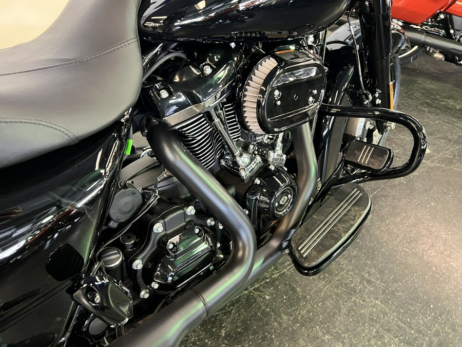 2024 Harley-Davidson Road King Special Vivid Black FLHRXS
