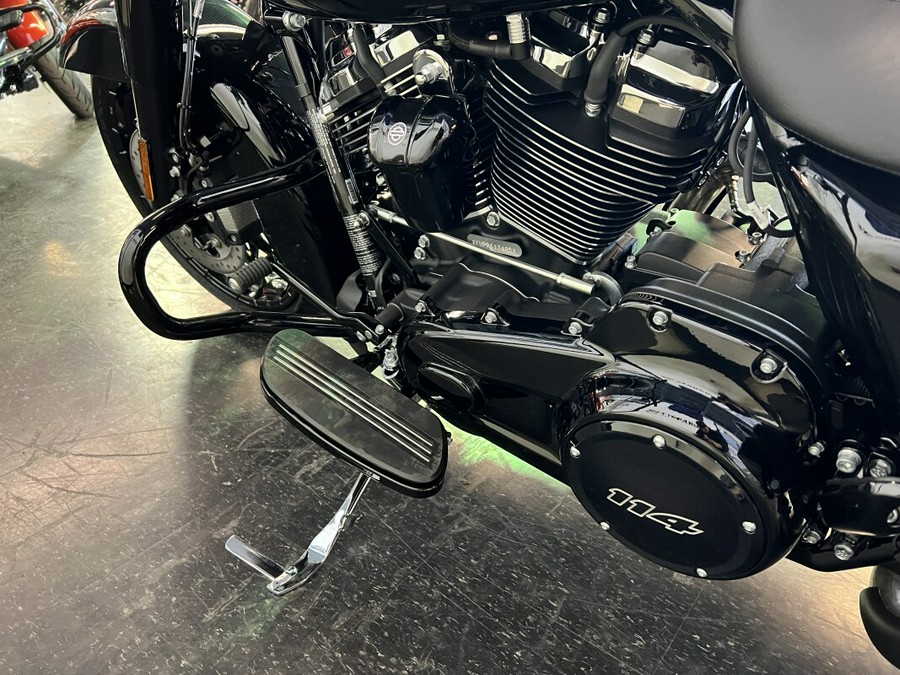 2024 Harley-Davidson Road King Special Vivid Black FLHRXS