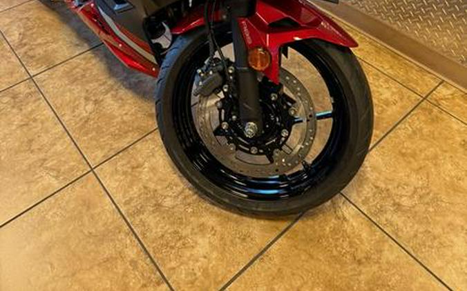 2026 Kawasaki Ninja® 500 SE ABS