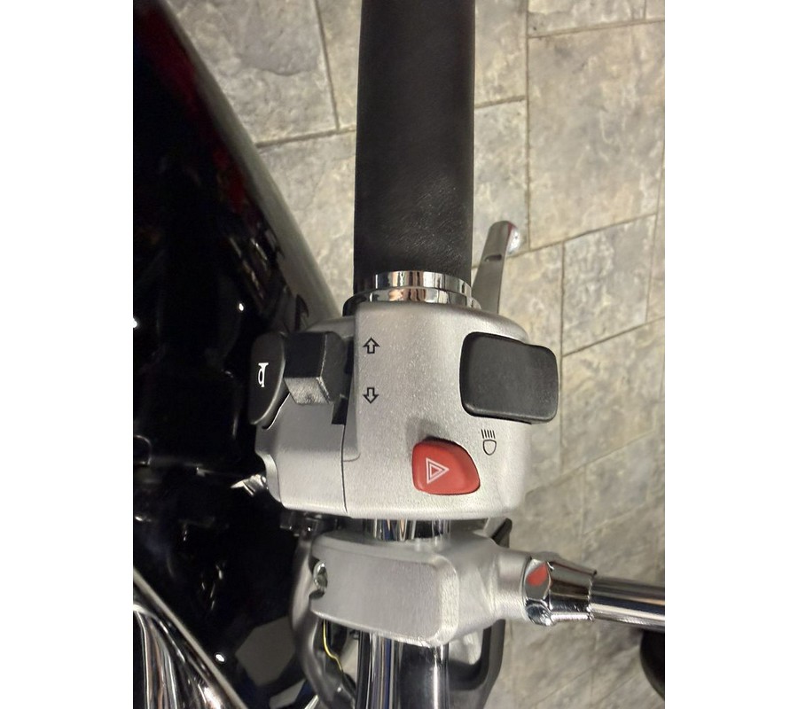 2025 Suzuki Boulevard M109R