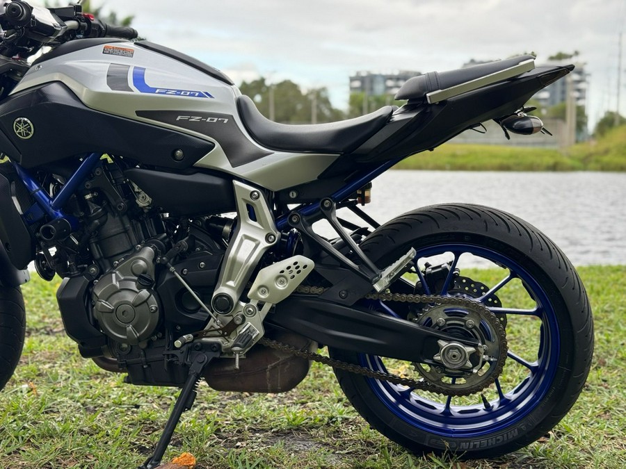 2016 Yamaha Motor Corp., USA FZ-07