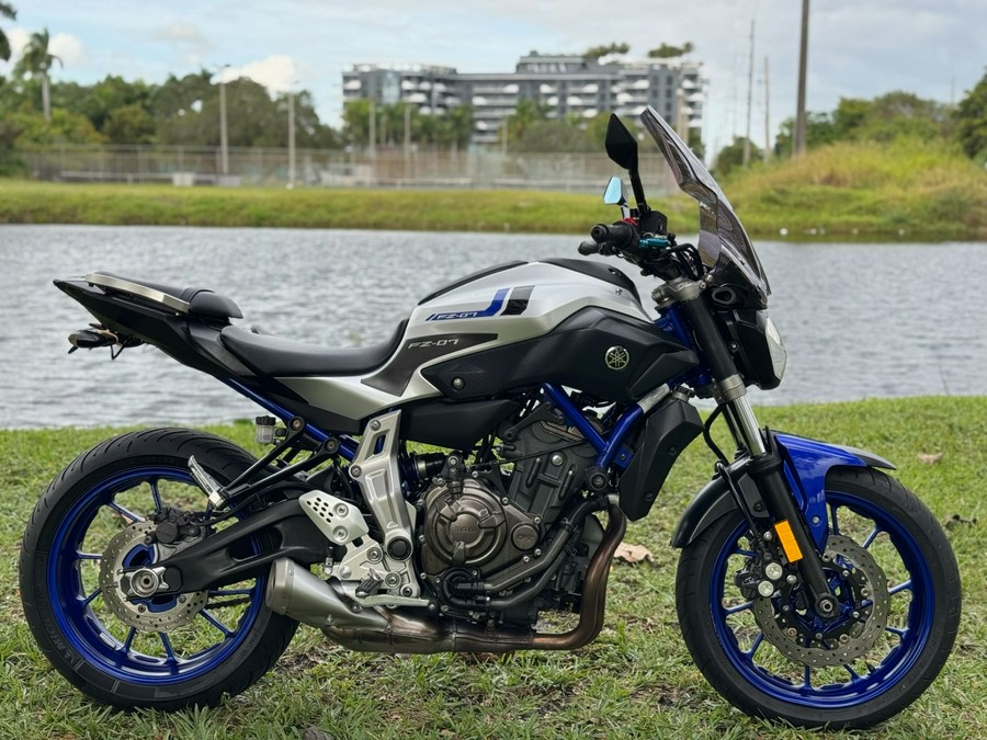 2016 Yamaha Motor Corp., USA FZ-07