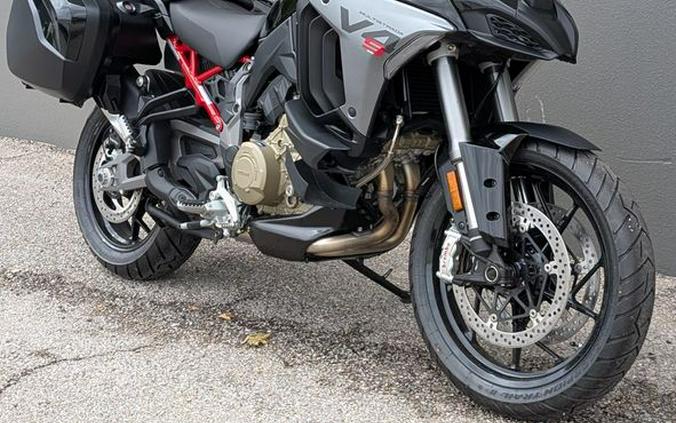 New 2025 Ducati Multistrada V4S Travel & Radar