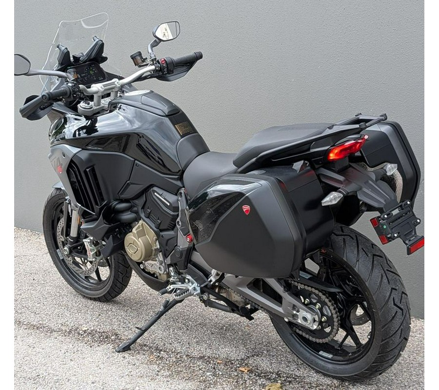 New 2025 Ducati Multistrada V4S Travel & Radar