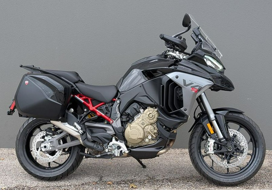 New 2025 Ducati Multistrada V4S Travel & Radar