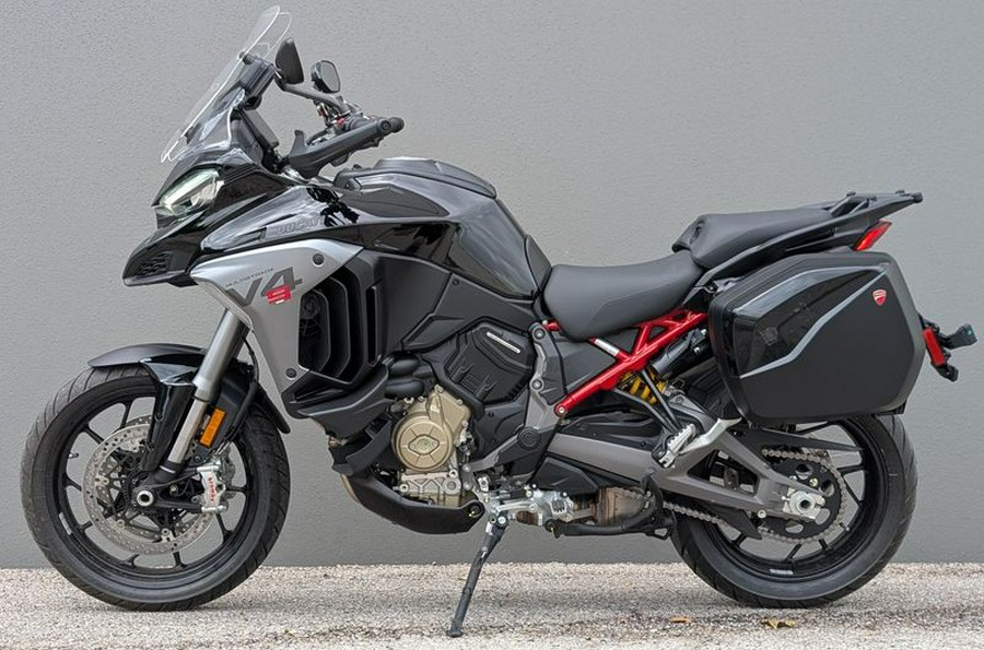 New 2025 Ducati Multistrada V4S Travel & Radar