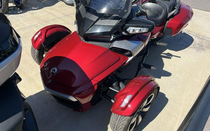 2016 Can-Am Spyder F3 T 6-Speed Semi-Automatic (SE6) Radio