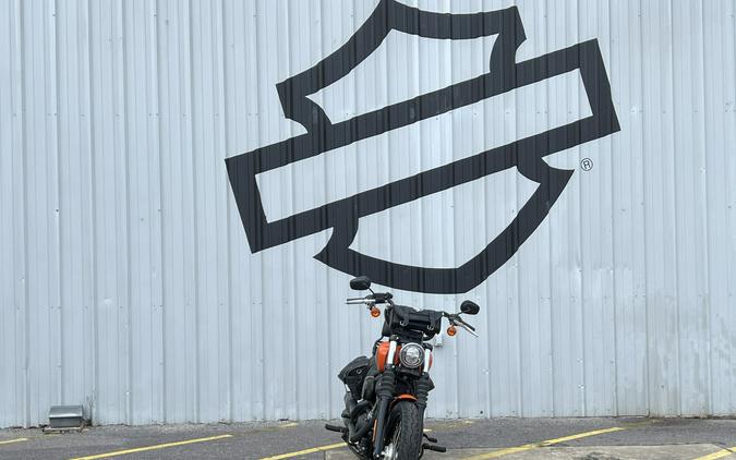 2021 Harley-Davidson® Street Bob® 114 Baja Orange