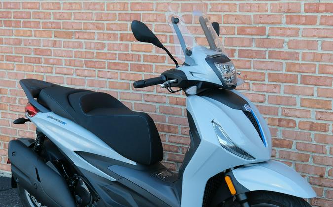 2027 Piaggio BV400 S