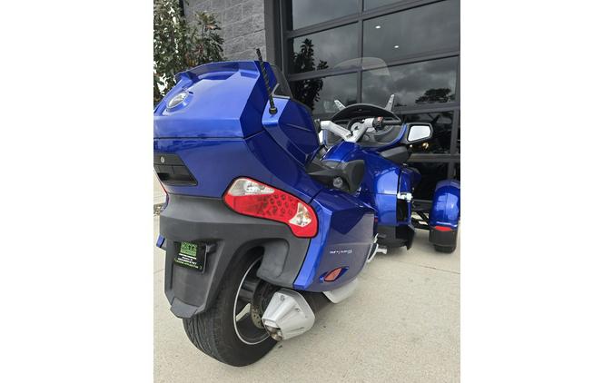 2013 Can-Am SPYDER RT-S