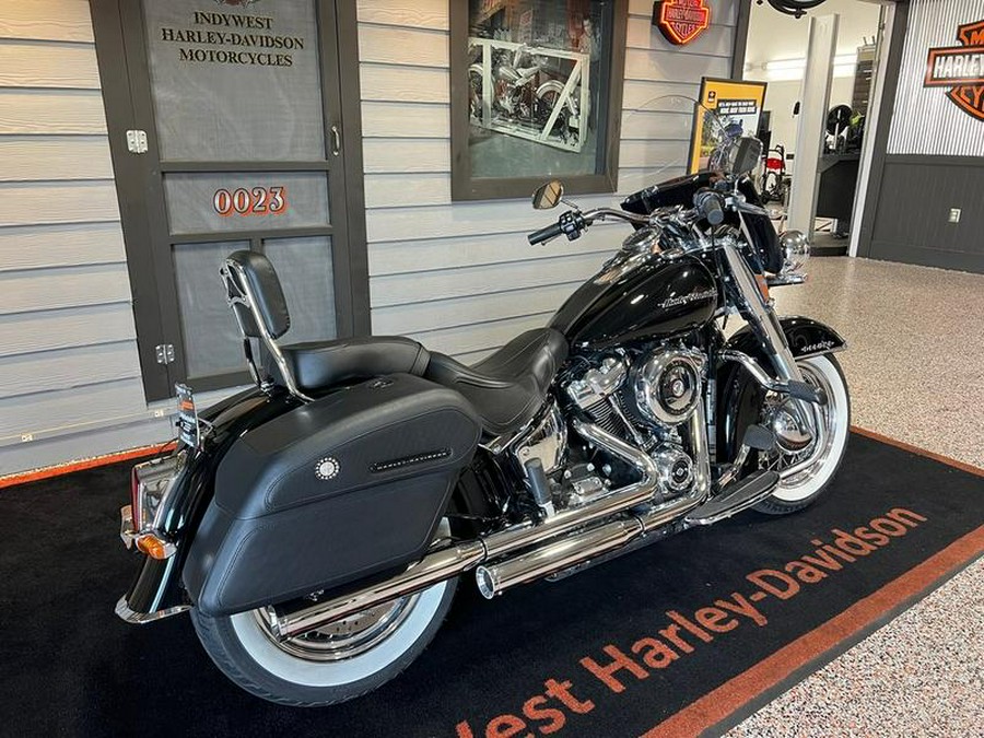 2018 Harley-Davidson® FLDE - Softail® Deluxe