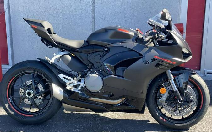 2024 Ducati Panigale V2 Black on Black