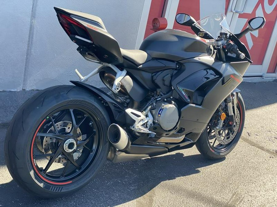 2024 Ducati Panigale V2 Black on Black