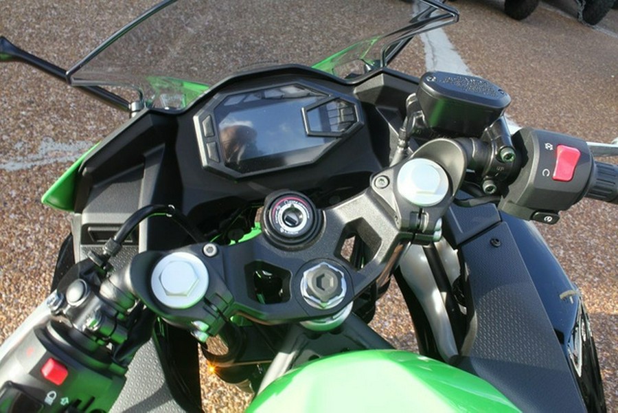 2025 Kawasaki Ninja 500 KRT Edition