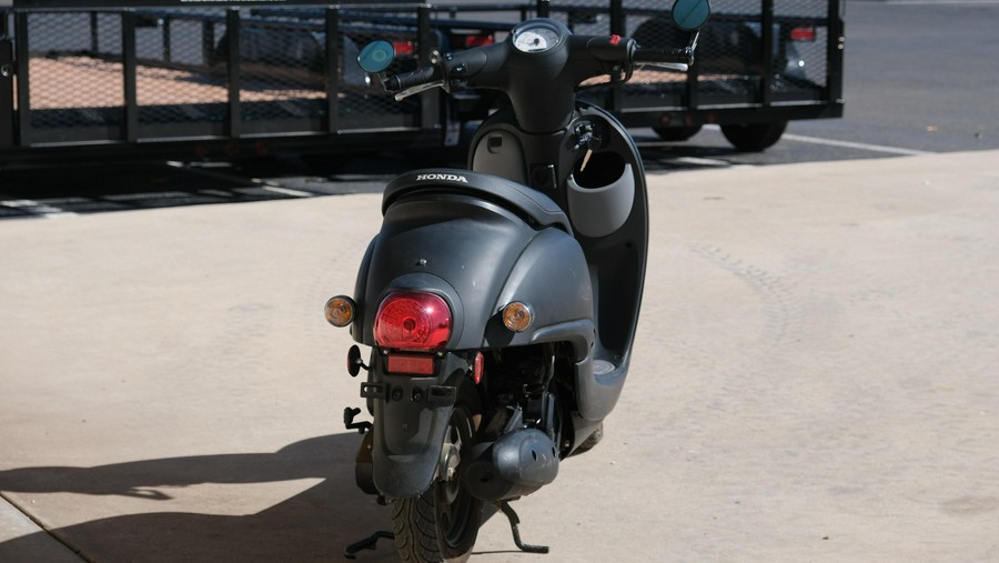 2017 HONDA METROPOLITAN BASE