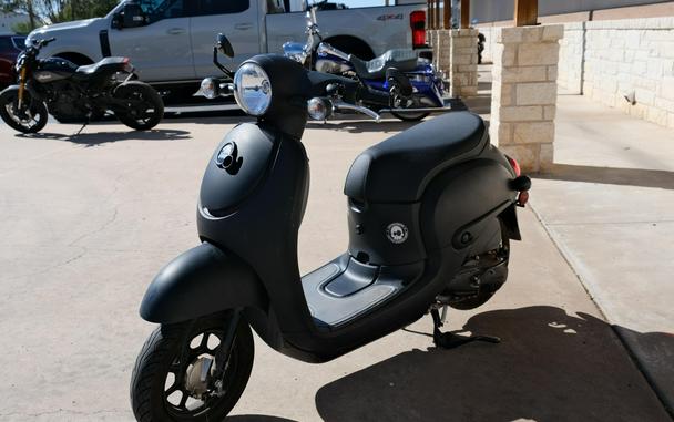 2017 HONDA METROPOLITAN BASE