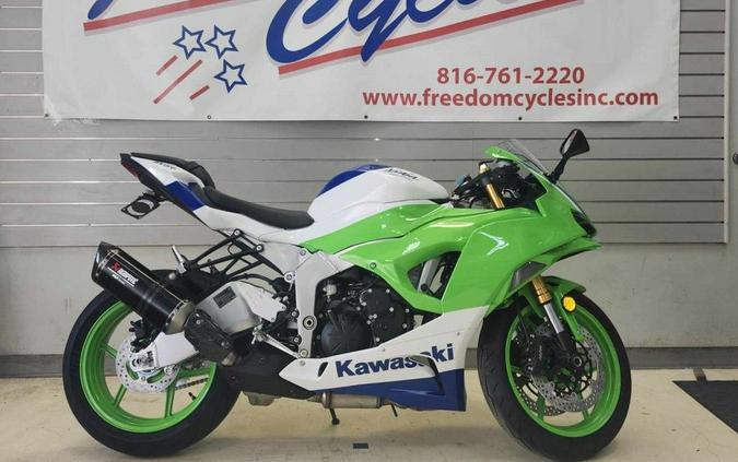 2024 Kawasaki Ninja® ZX™-6R 40th Anniversary Edition ABS